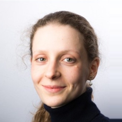 Eva Behrens